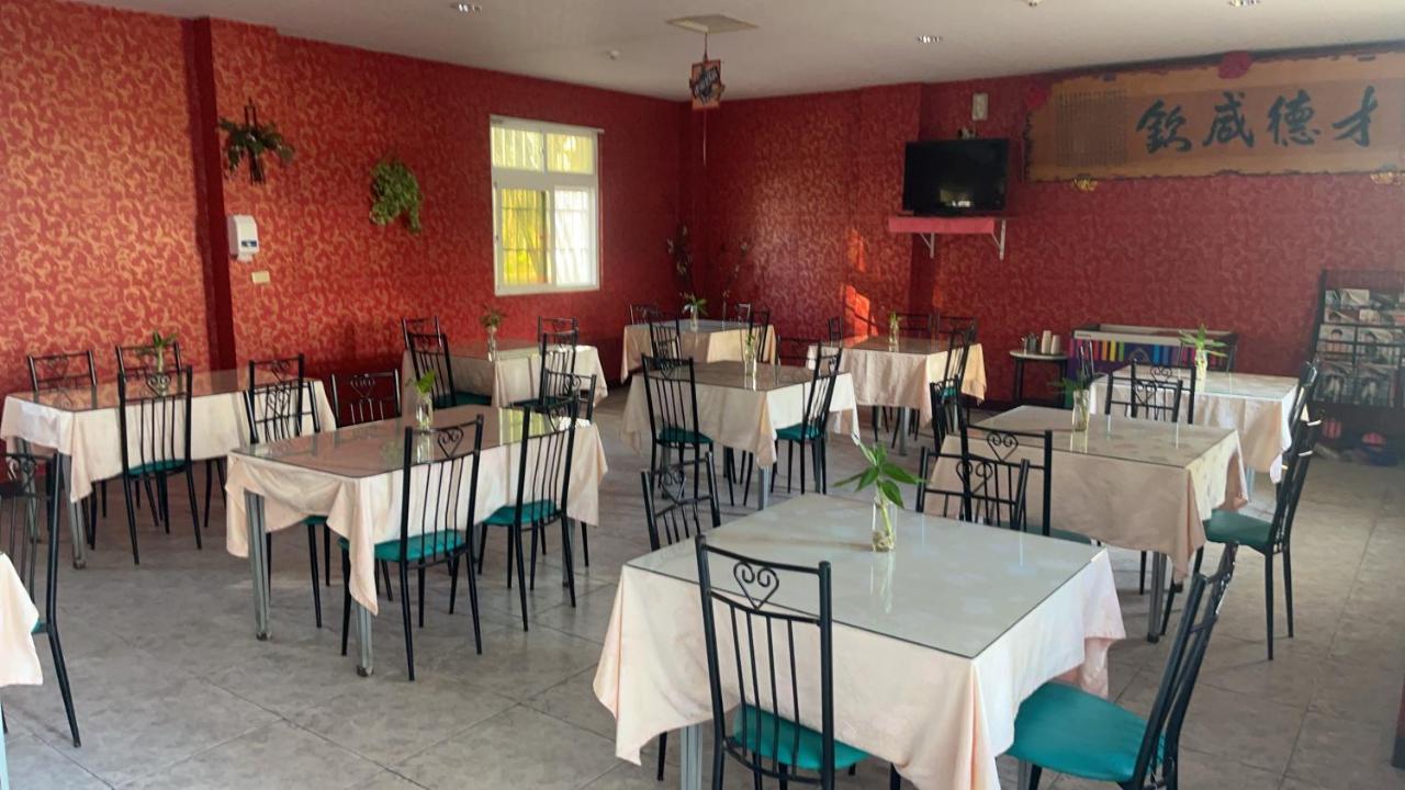 Hua Xiang Motel - Fengshan Kaohsiung Eksteriør billede