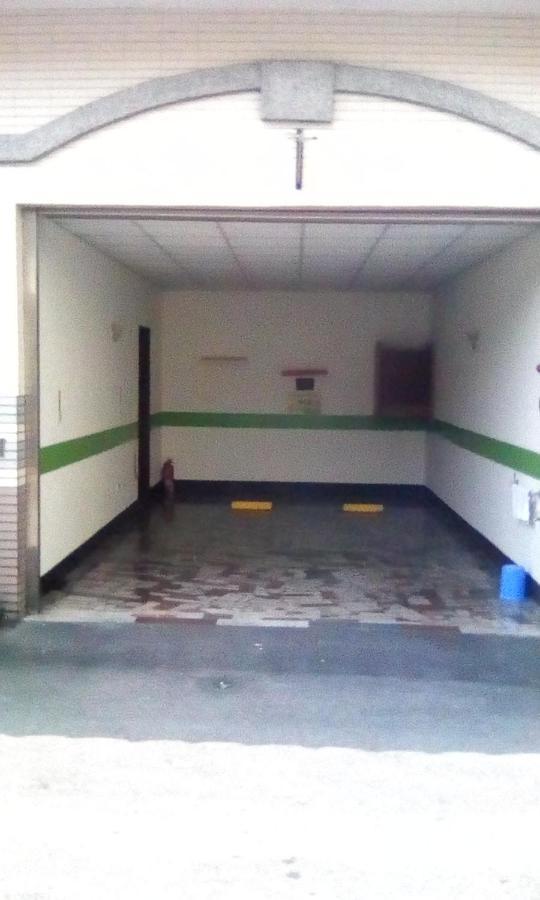 Hua Xiang Motel - Fengshan Kaohsiung Eksteriør billede